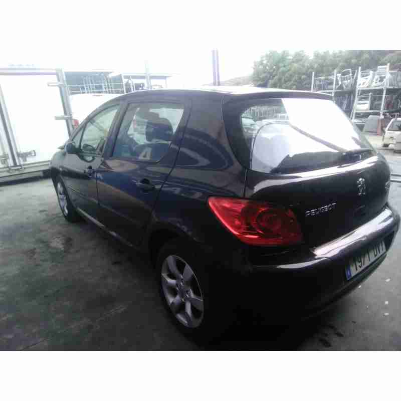 peugeot 307 berlina (s2) del año 2006