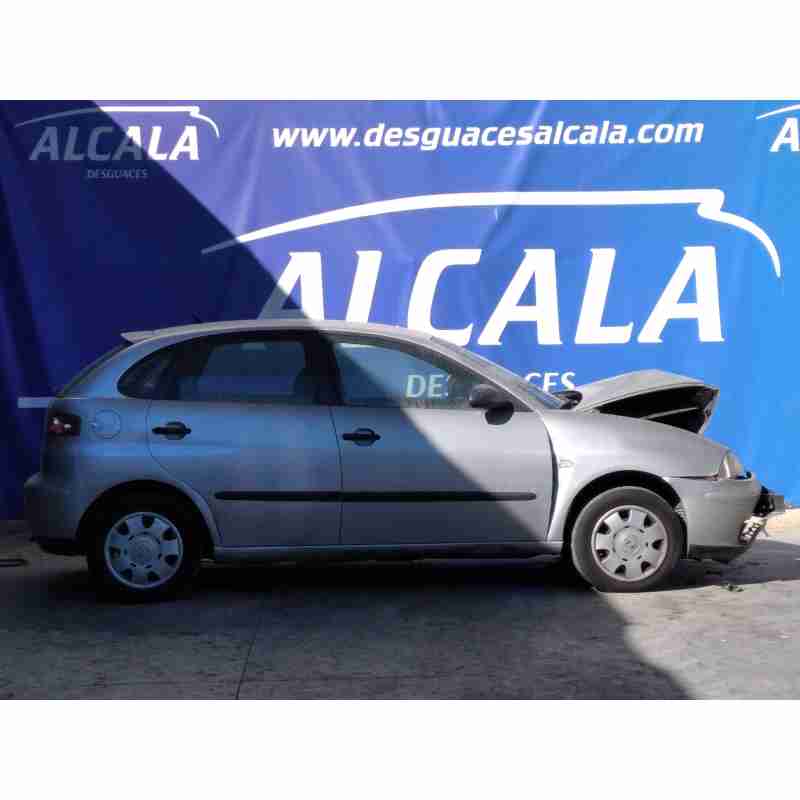 seat ibiza (6l1) del año 2002