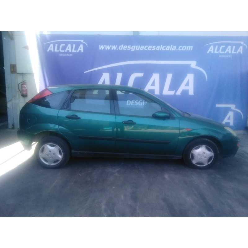 ford focus berlina (cak) del año 2001