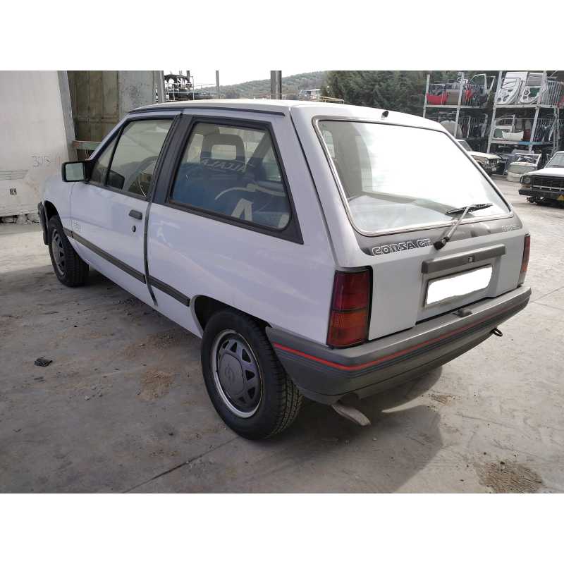 opel corsa a del año 1989