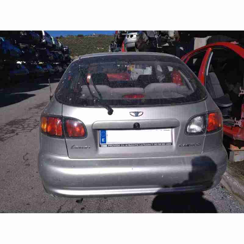 daewoo lanos del año 2002
