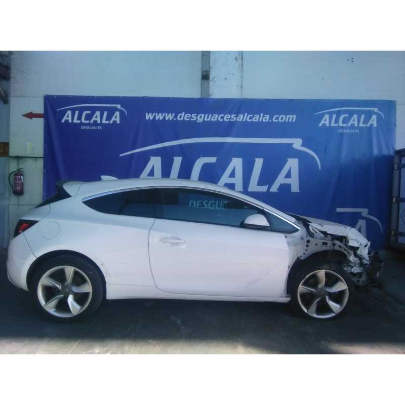 opel astra j gtc del año 2018