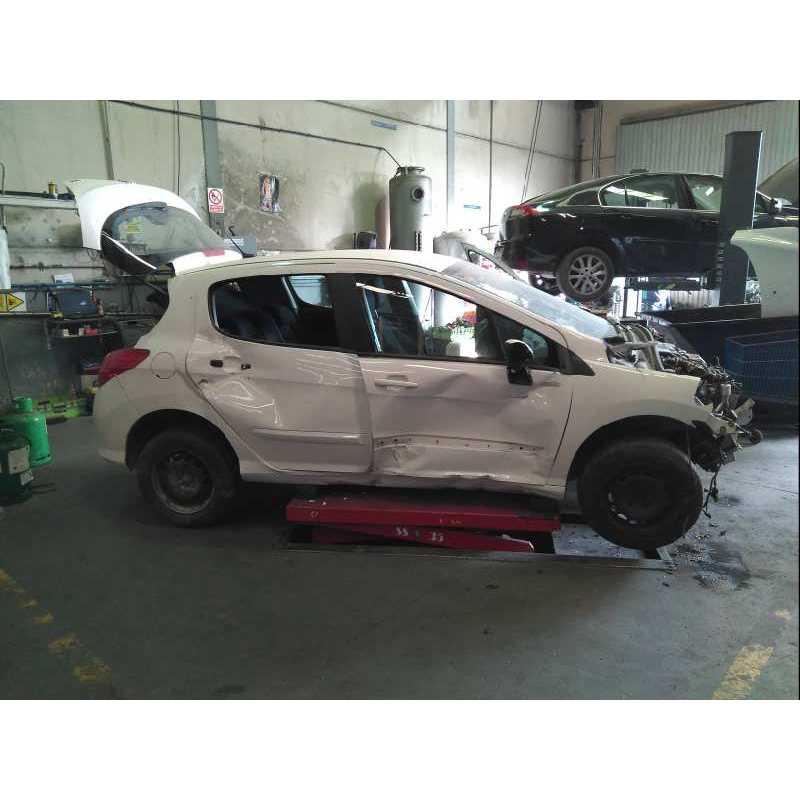 peugeot 308 del año 2010