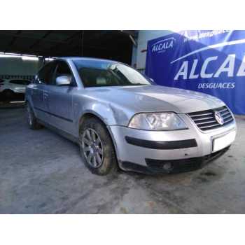 VOLKSWAGEN PASSAT BERLINA (3B3)