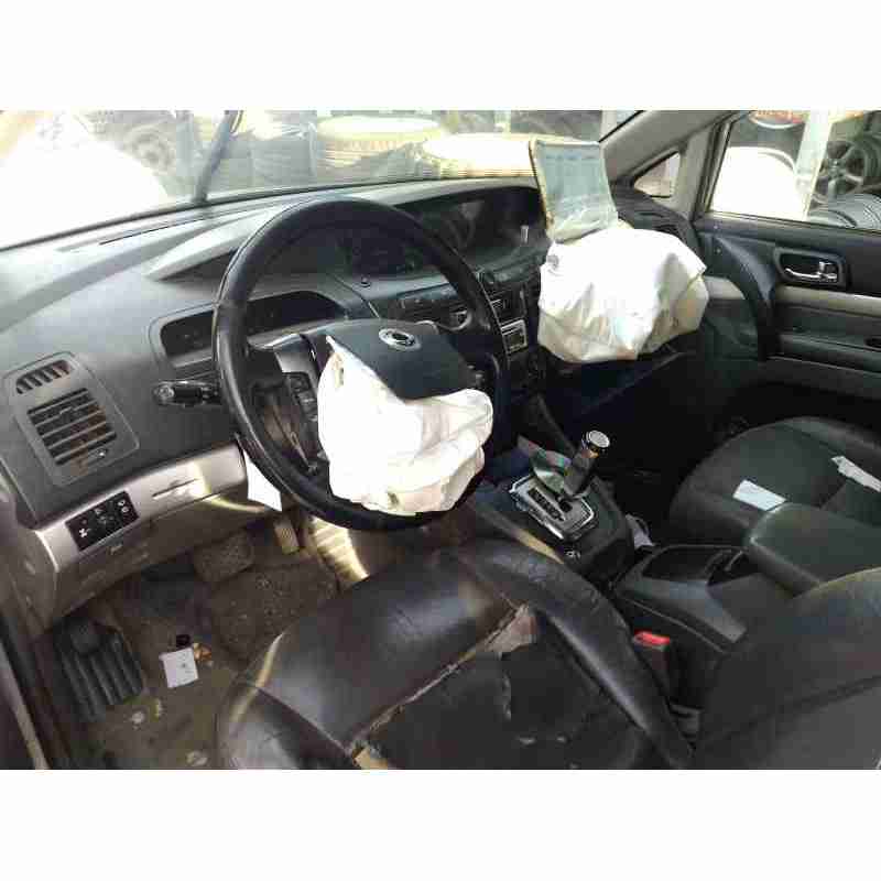 ssangyong rodius del año 2006