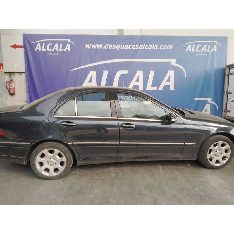 mercedes-benz clase c (w203) del año 2004