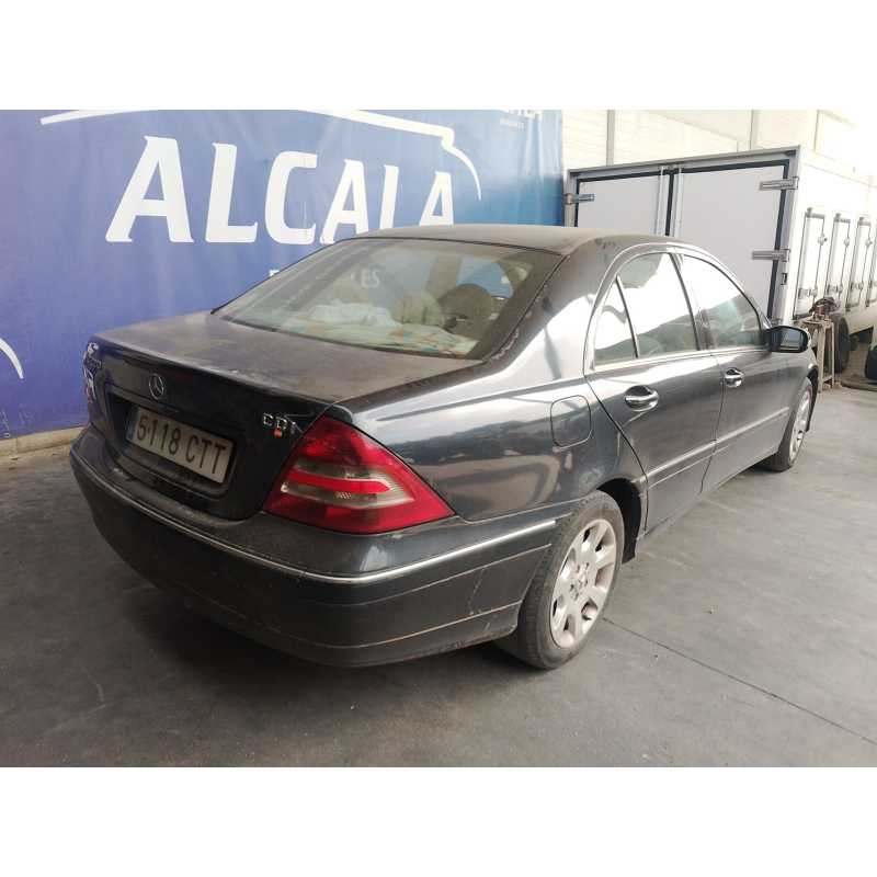 mercedes-benz clase c (w203) del año 2004