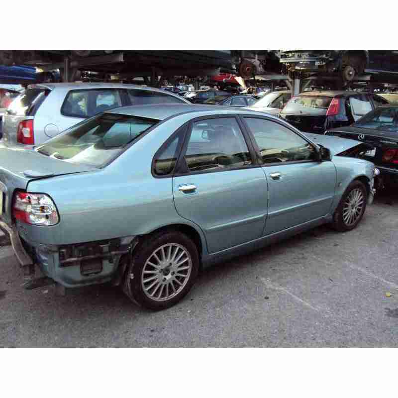 volvo s40 berlina del año 2003