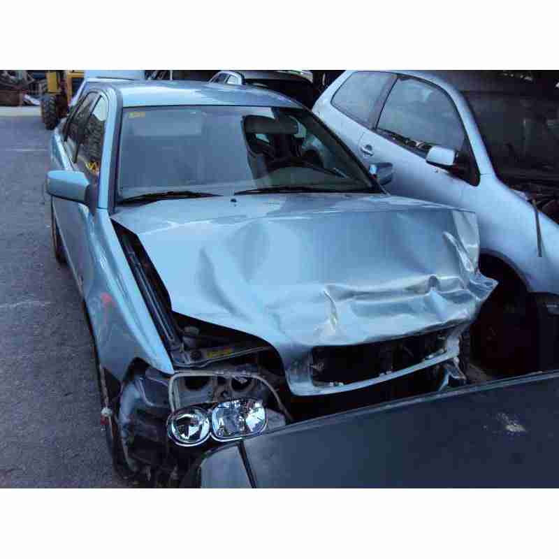 volvo s40 berlina del año 2003