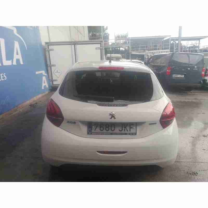 peugeot 208 i (ca_, cc_) del año 2015