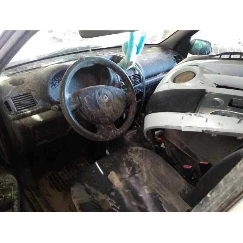 renault clio ii fase ii (b/cb0) del año 2004