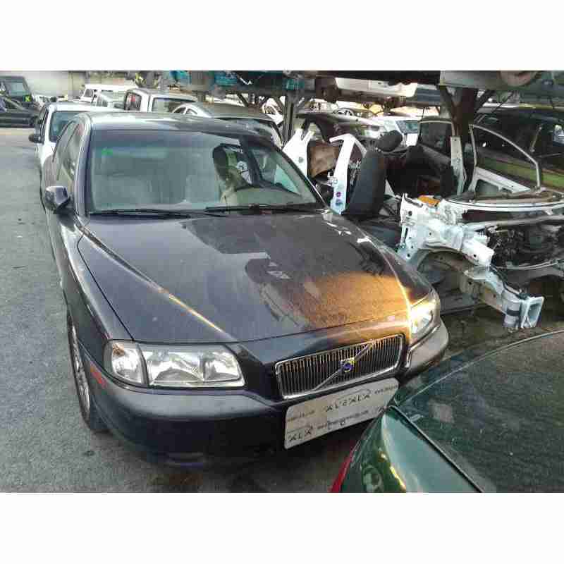 volvo s80 berlina del año 2001