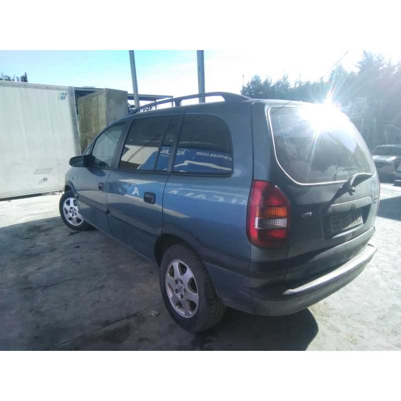 opel zafira a del año 2000