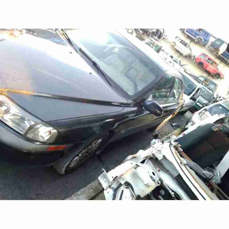 volvo s80 berlina del año 2001