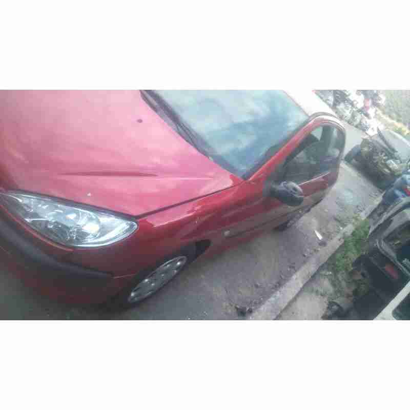 peugeot 206 berlina del año 2004