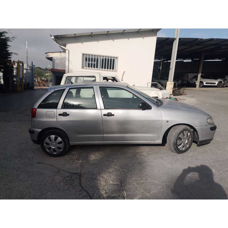 seat ibiza ii (6k1) del año 2001