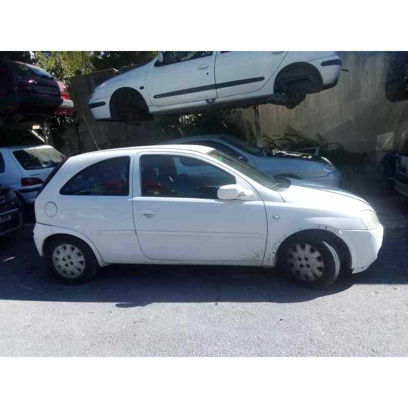 opel corsa c del año 2001