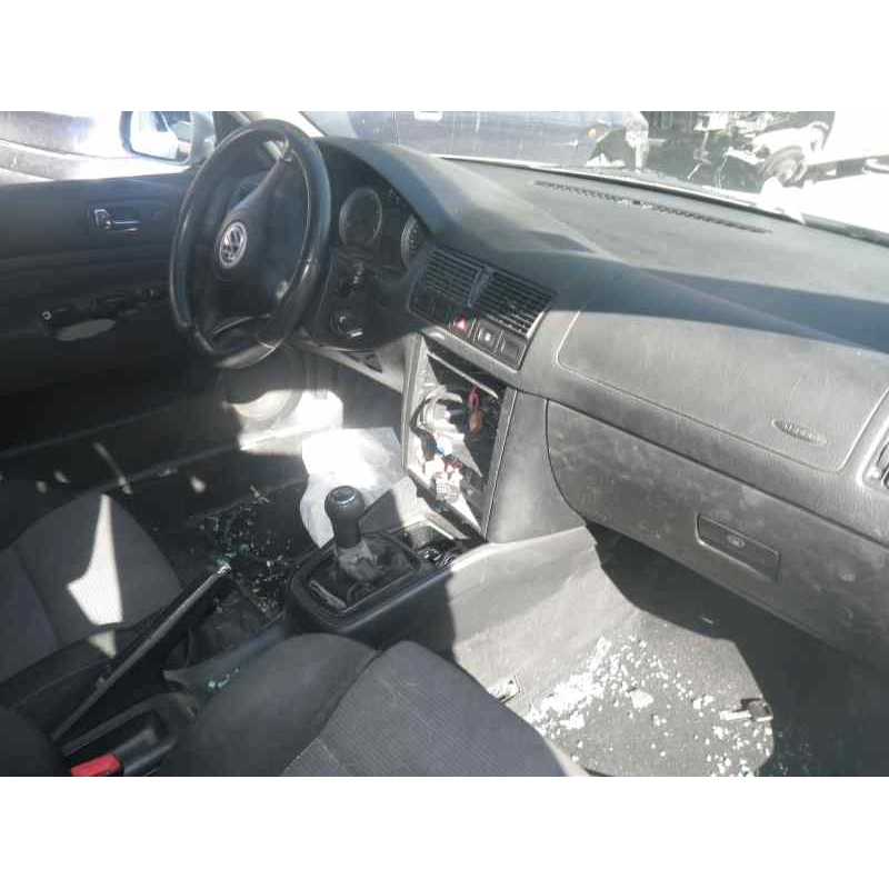 volkswagen golf iv berlina (1j1) del año 2002