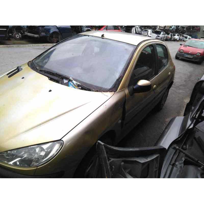 peugeot 206 berlina del año 2003