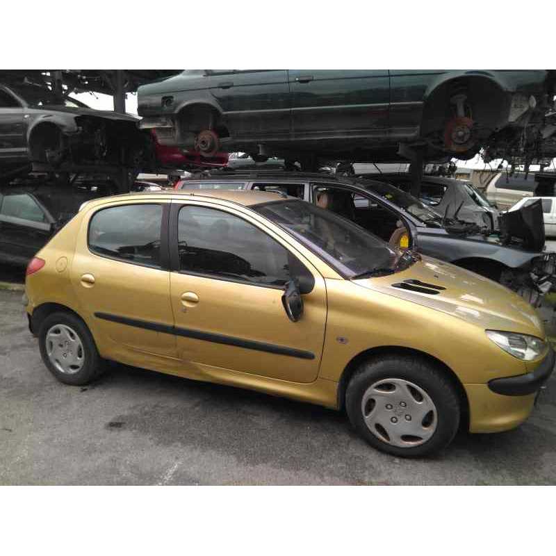 peugeot 206 berlina del año 2003