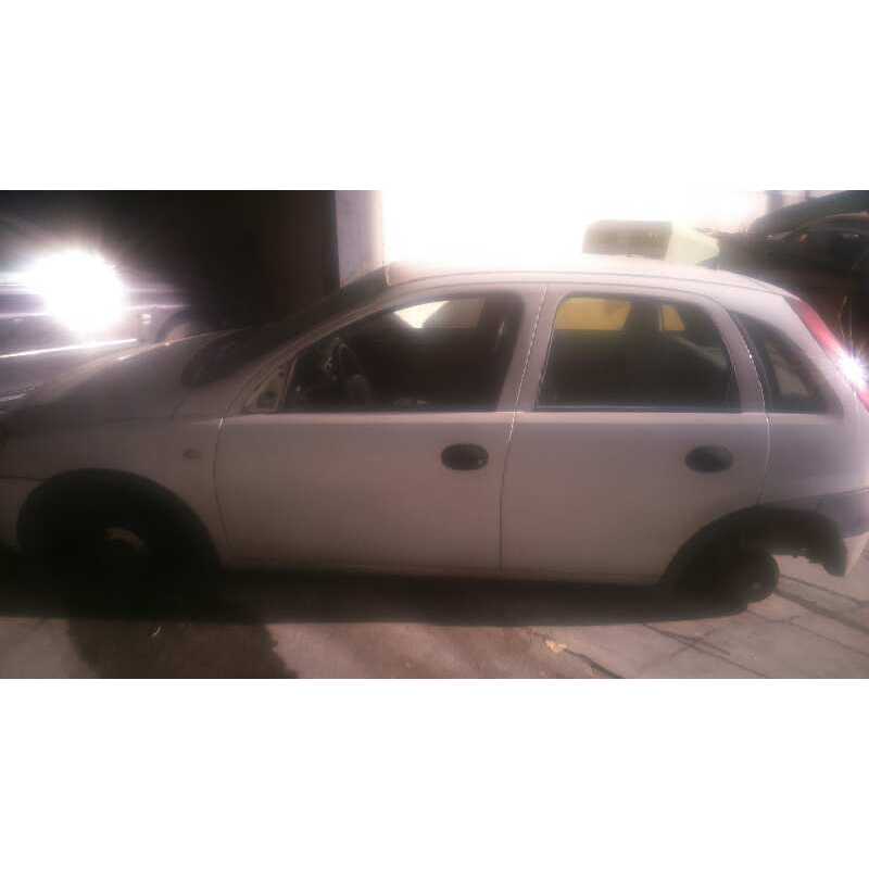 opel corsa c del año 2002