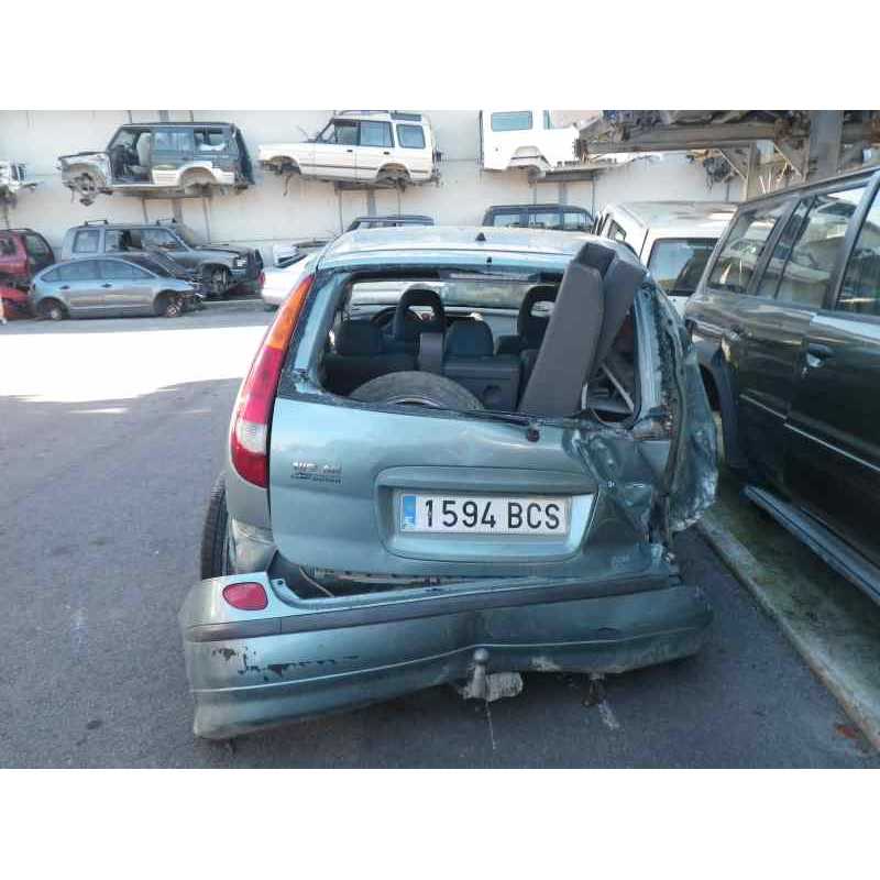 nissan almera tino (v10m) del año 2000