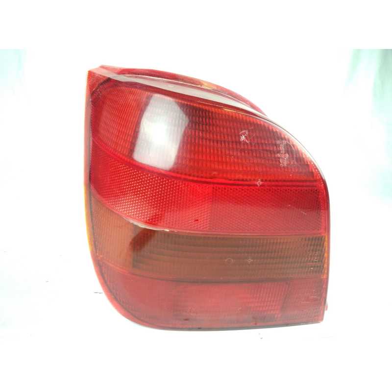 PILOTO TRASERO IZQUIERDO 7070865 