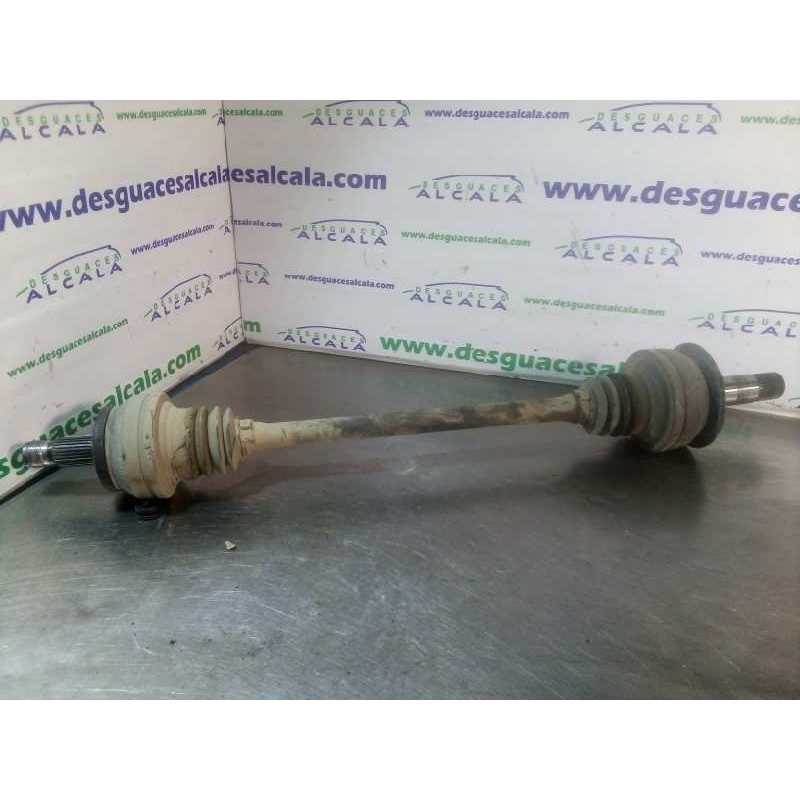 TRANSMISION TRASERA DERECHA A2043504010 