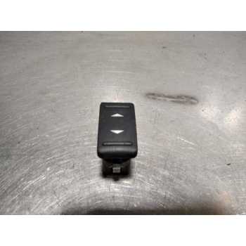 MANDO ELEVALUNAS DELANTERO DERECHO 7M5T14529AA 4 PINES 