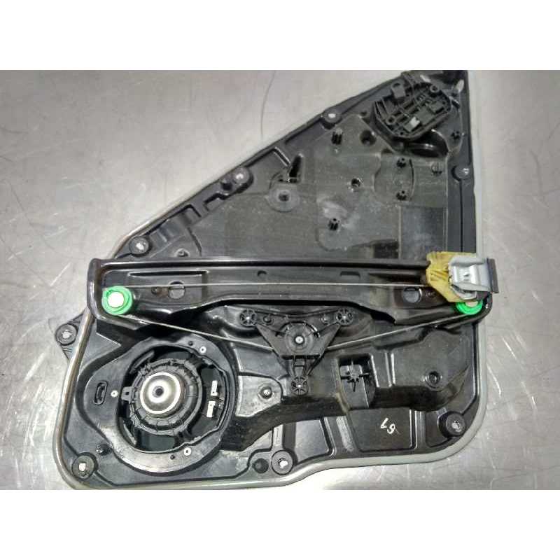 ELEVALUNAS TRASERO DERECHO A1767300279 