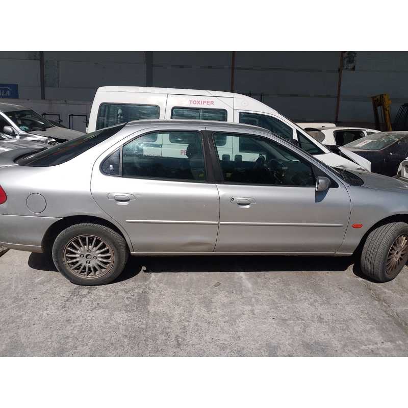 ford mondeo i (gbp) del año 2000