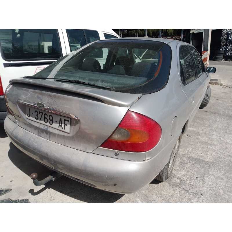 ford mondeo i (gbp) del año 2000