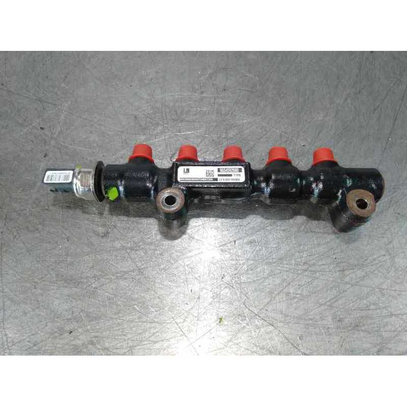 RAMPA INYECTORA 9654592680 CON SENSOR 