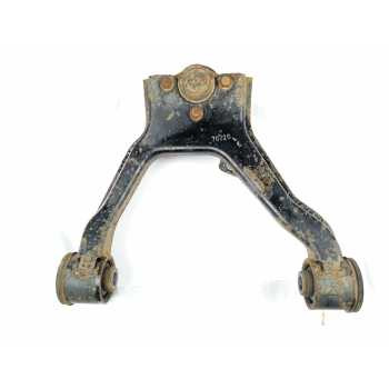 BRAZO SUSPENSION SUPERIOR DELANTERO DERECHO 4010A038 