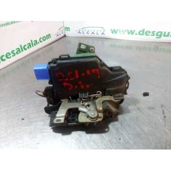CERRADURA PUERTA DELANTERA IZQUIERDA 8 PINES 