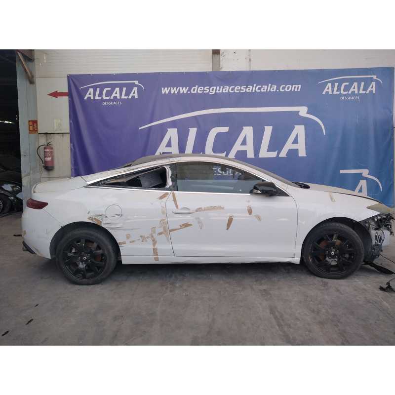 renault laguna coupe del año 2009