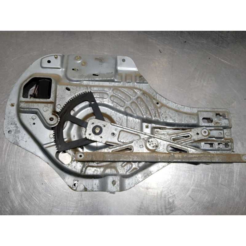 ELEVALUNAS DELANTERO IZQUIERDO 24502E000 
