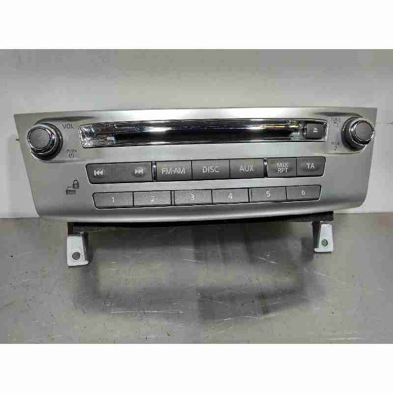 SISTEMA AUDIO / RADIO CD 