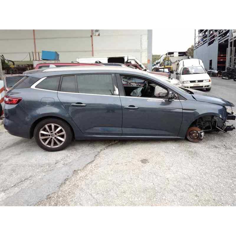 renault megane iv berlina 5p del año 2017