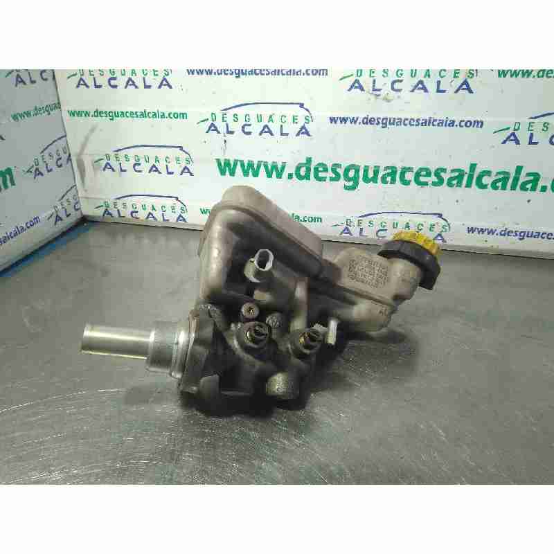BOMBA FRENO 2 SALIDAS 