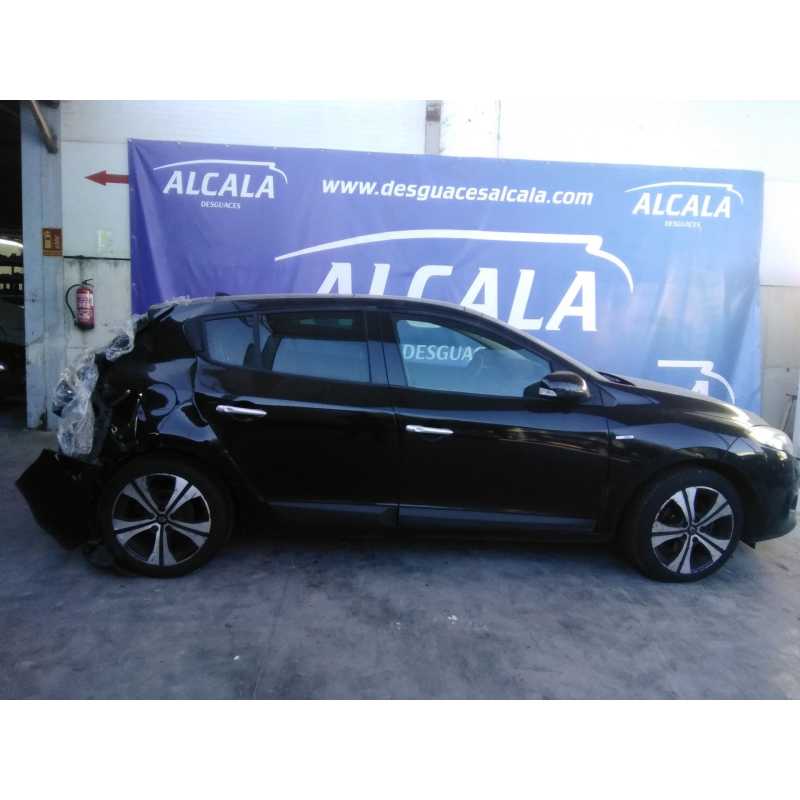 renault megane iii berlina 5 p del año 2011