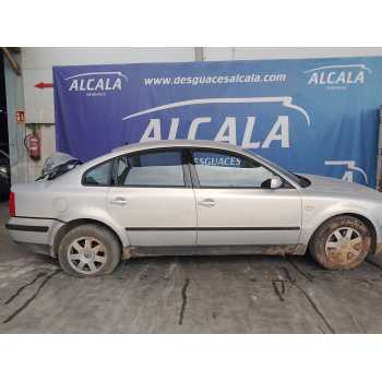 VOLKSWAGEN PASSAT B5 (3B2) de desguace