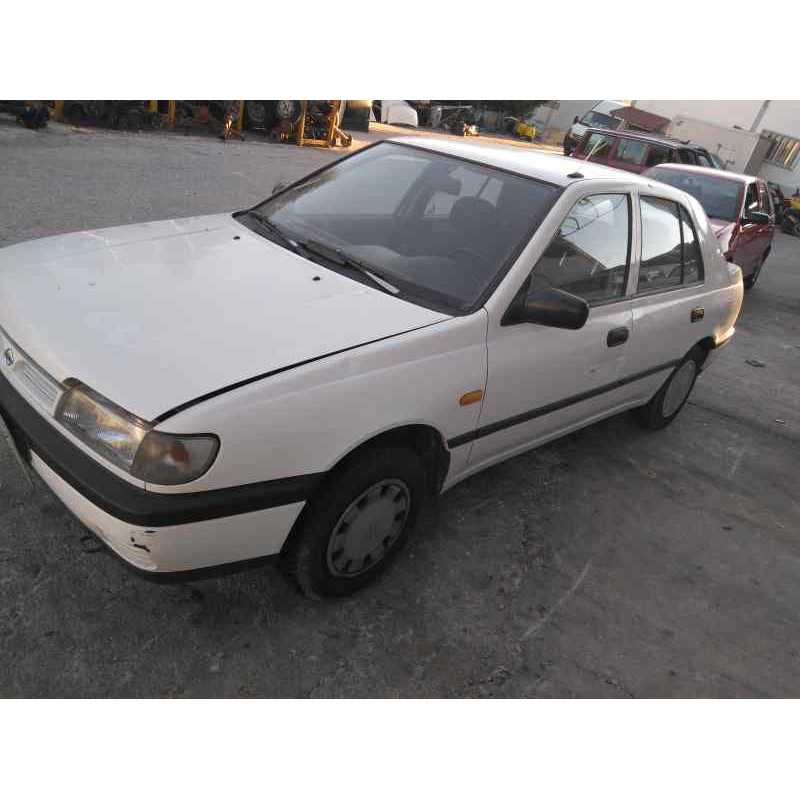 nissan sunny berlina (n14) del año 1995