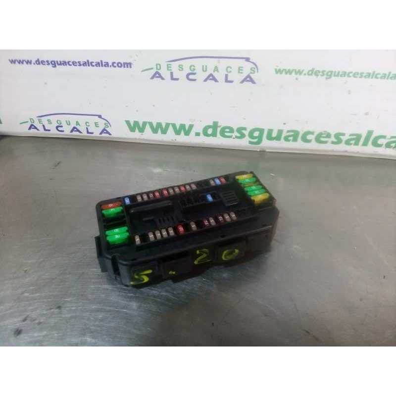 CAJA RELES / FUSIBLES 938906801 