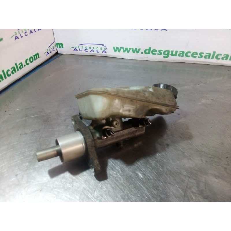 BOMBA FRENO 2 SALIDAS 