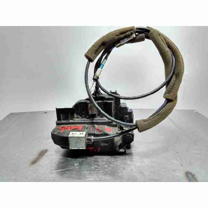 CERRADURA PUERTA TRASERA IZQUIERDA 825011ML0A 3 PINES 