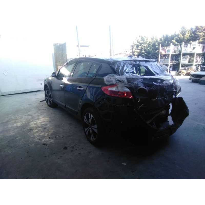 renault megane iii berlina 5 p del año 2011