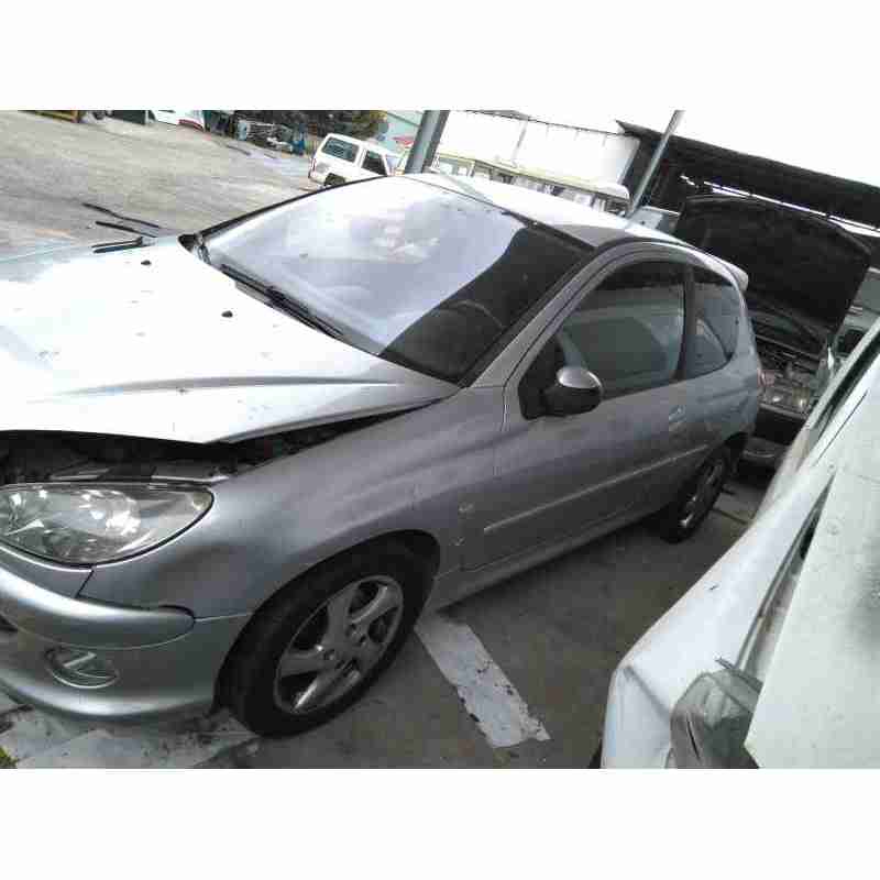 peugeot 206 berlina del año 2005