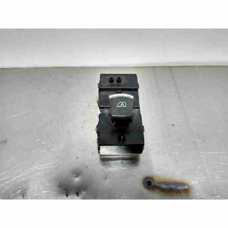 MANDO ELEVALUNAS TRASERO IZQUIERDO 254311MK0A 