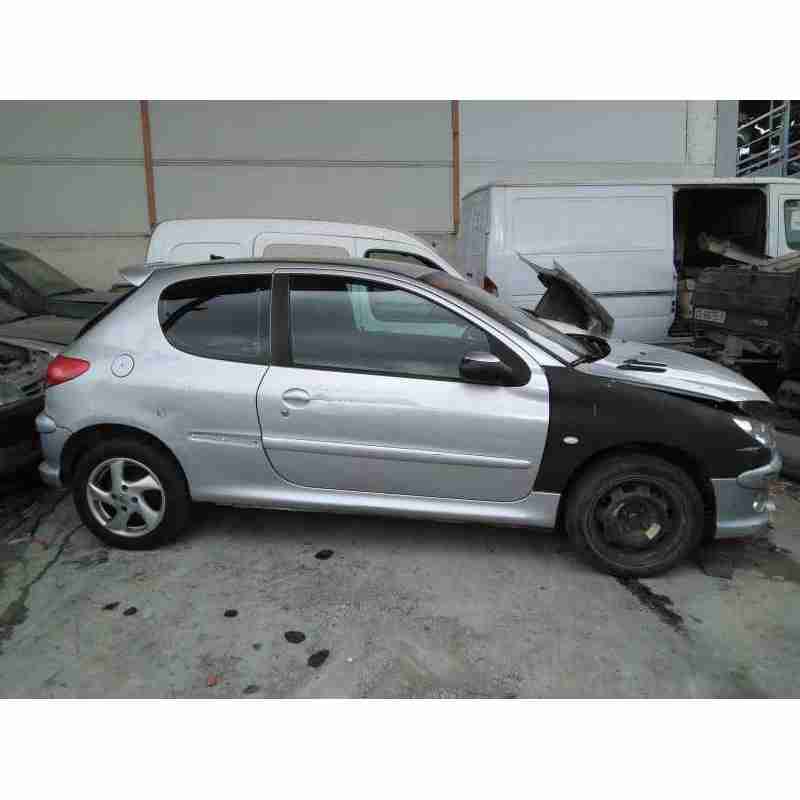 peugeot 206 berlina del año 2005